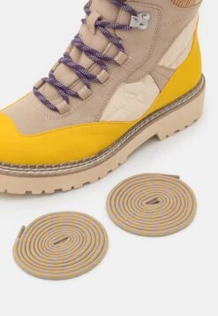 Tamaris Bottes De Neige - Corn Combination 13 Tamaris Bottes De Neige - Corn Combination -Tamaris Soldes Magasin 03b721314f6b4dbba7e9bfb0708e54c5