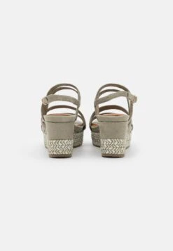 Tamaris Sandales À Plateforme - Pistacchio 11 Tamaris Sandales À Plateforme - Pistacchio -Tamaris Soldes Magasin 09f151ca8bd24e98afee0b32b3796802