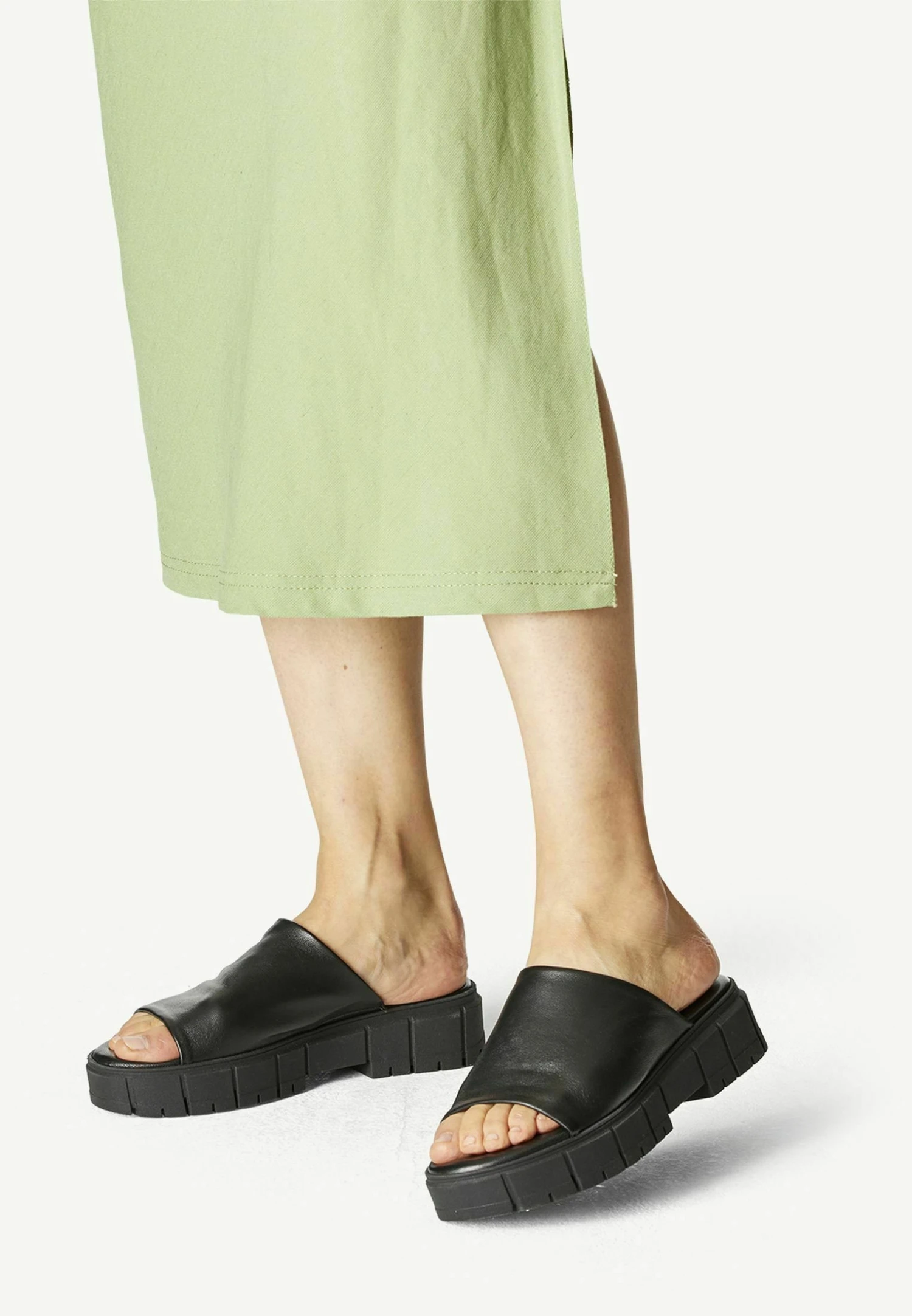 Tamaris Mules - Black Uni 3 Tamaris Mules - Black Uni