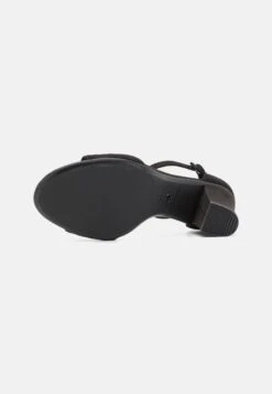 Tamaris Sandales - Black -Tamaris Soldes Magasin 0bc4596bbd7a4354af93d1c647a7fc7b