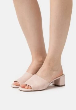 Tamaris Mules À Talons - Powder