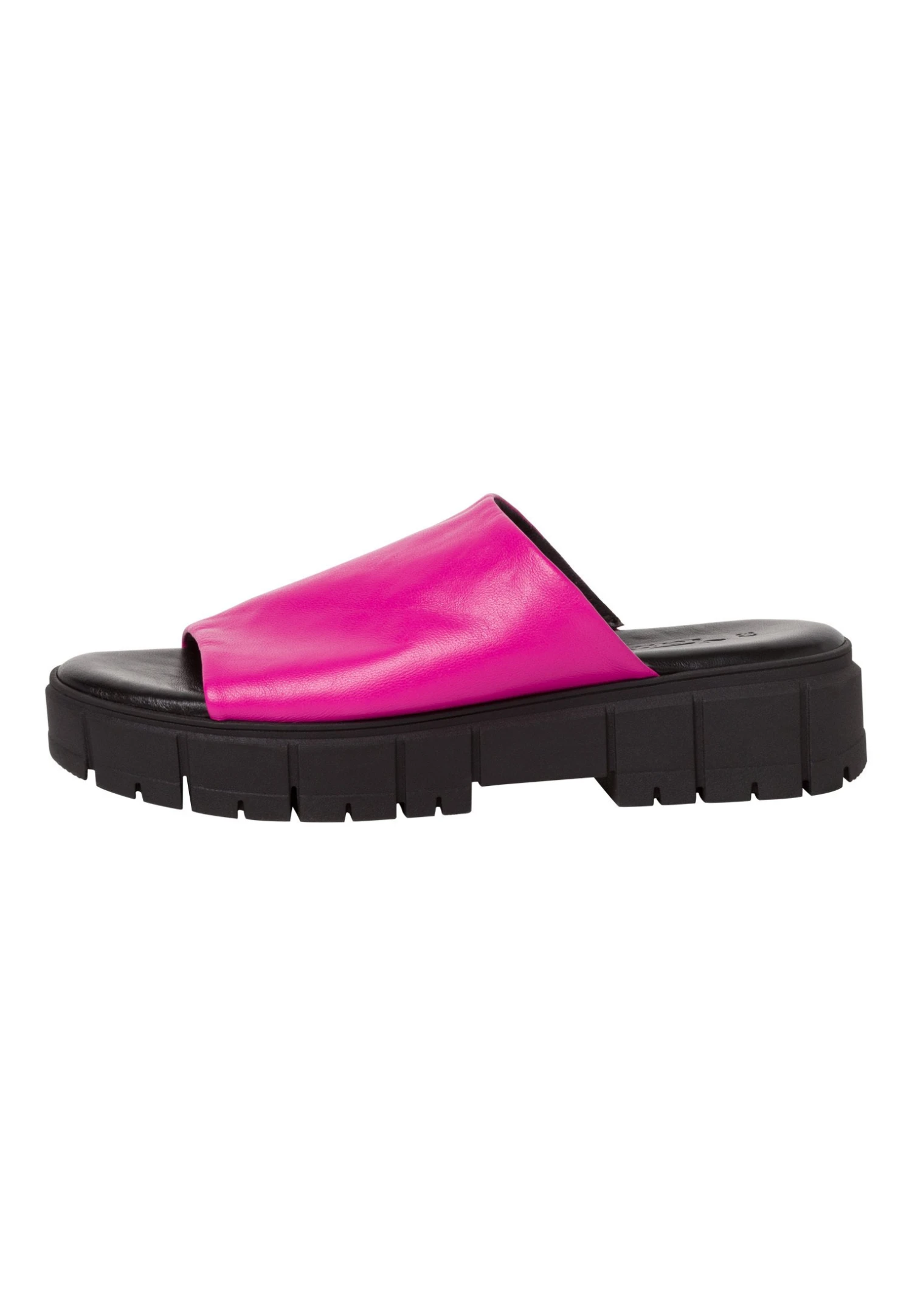 Tamaris Mules - Fuxia Black 4 Tamaris Mules - Fuxia Black – Image 2
