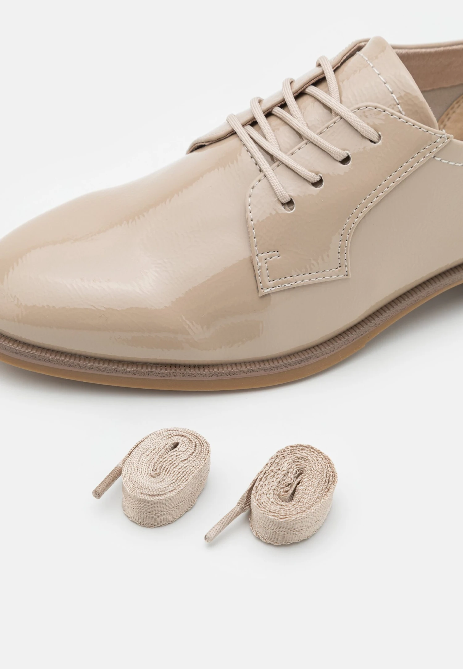 Tamaris Derbies - Beige 8 Tamaris Derbies - Beige – Image 6