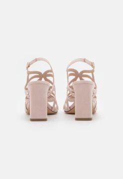 Tamaris Sandales À Talons Hauts - Powder 11 Tamaris Sandales À Talons Hauts - Powder -Tamaris Soldes Magasin 4efb42a6f13f4c21b0915cda3ea877f1