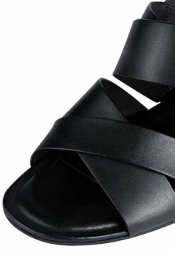 Tamaris Sandales - Black Uni 14 Tamaris Sandales - Black Uni -Tamaris Soldes Magasin 597ed1eb610541bc916f6e15ec7d5c92