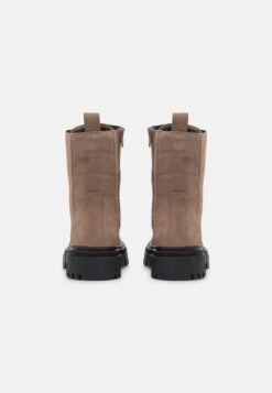 Tamaris Bottes À Lacets - Taupe -Tamaris Soldes Magasin 7aaf1b40bc554bc4bd280f7823ed0791