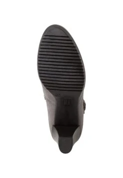 Tamaris Boots À Talons - Grey Suede 13 Tamaris Boots À Talons - Grey Suede -Tamaris Soldes Magasin 85a1e52b4e7a48e7aef0e86f8cf86320