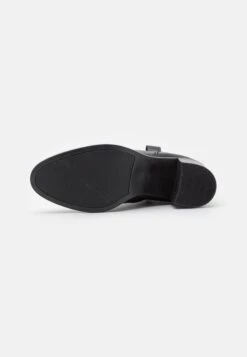 Tamaris Santiags - Black -Tamaris Soldes Magasin 89b7f388bcc54f5fbfb8c8e4061a9832