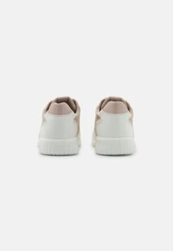 Tamaris Baskets Basses - Dune -Tamaris Soldes Magasin 8d17681adce4497e89fd29af40b95112