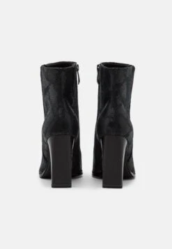 Tamaris Boots - Bottines À Talons Hauts - Black -Tamaris Soldes Magasin 8e24ac46d1a44bb88aa94c64bbe06752