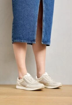 Tamaris Baskets Basses - Taupe Glam -Tamaris Soldes Magasin 8ea68ad214c8481cb62d1359c9f30faa