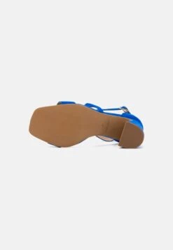 Tamaris Sandales - Royal Blue 12 Tamaris Sandales - Royal Blue -Tamaris Soldes Magasin 922b699f28154166a3c8da73ff28d958