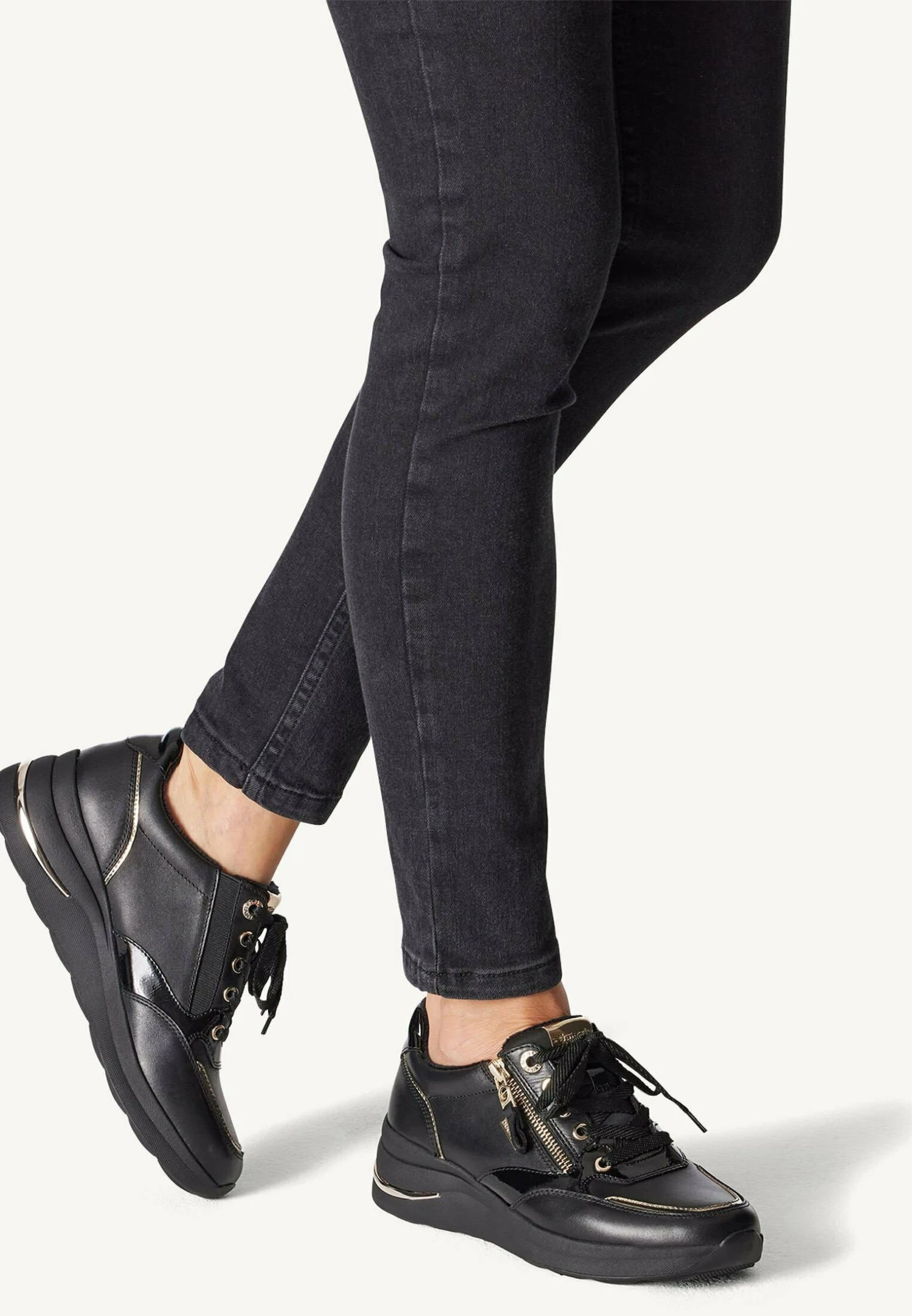 Tamaris COMFORT T- FLOW EXTRA-DÄMPFUNG - Baskets Basses - Black 3 Tamaris COMFORT T- FLOW EXTRA-DÄMPFUNG - Baskets Basses - Black