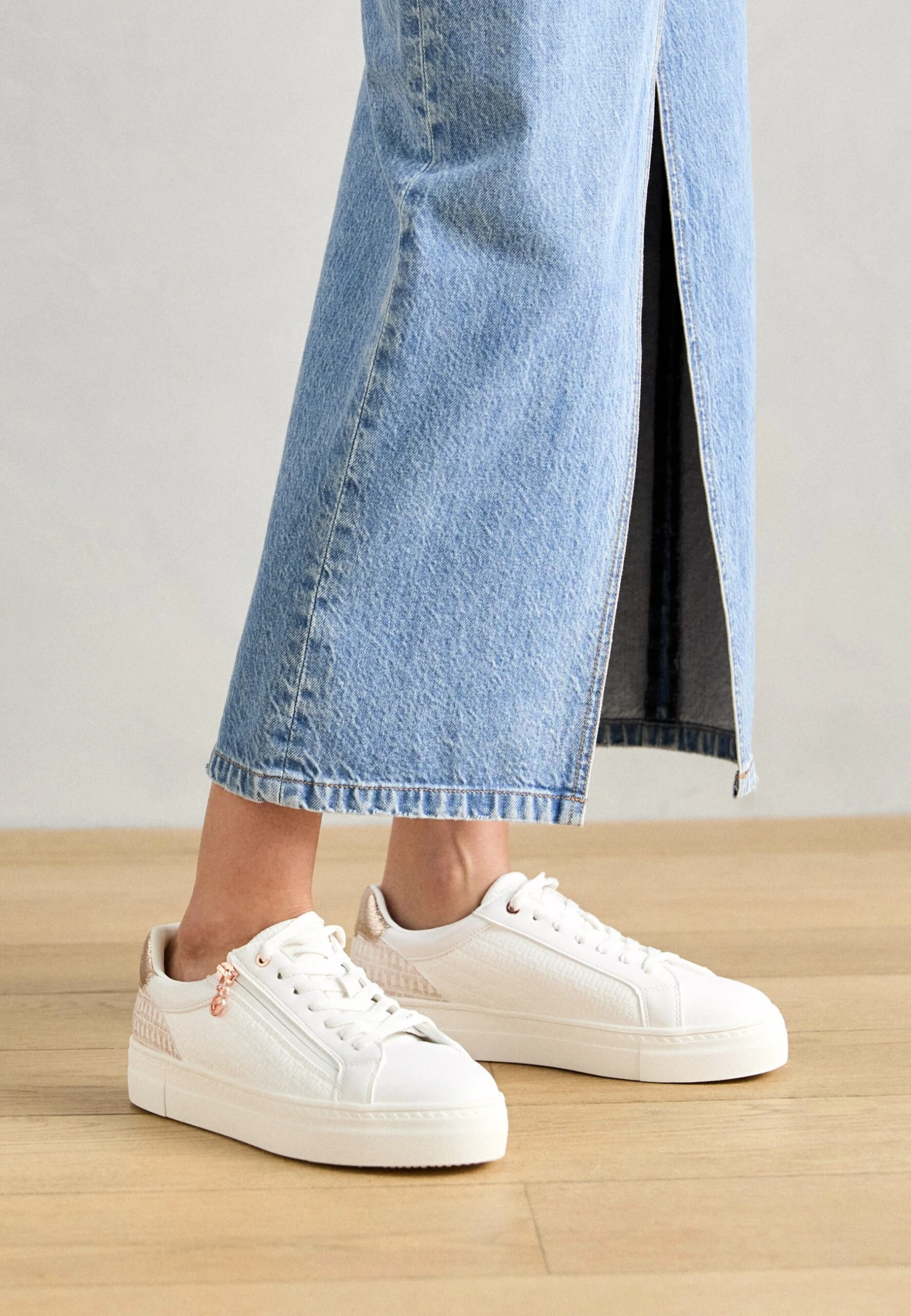 Tamaris Baskets Basses - Pewter Comb 9 Tamaris Baskets Basses - Pewter Comb – Image 7