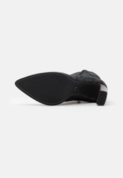 Tamaris Boots - Bottines À Talons Hauts - Black -Tamaris Soldes Magasin a9e6ec715ca44aec845f34ebc588f250