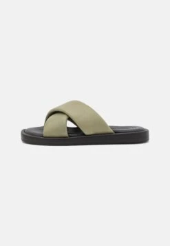 Tamaris Mules - Sage/Black -Tamaris Soldes Magasin b499aee0894b4f769504b82360b1c5df