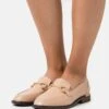 Tamaris Mocassins - Nude 2 Tamaris Mocassins - Nude -Tamaris Soldes Magasin b727c565c64c439e8847601f8aa79f53