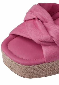 Tamaris Sandales À Talons Hauts - Candy 14 Tamaris Sandales À Talons Hauts - Candy -Tamaris Soldes Magasin b98bce7f3707406e87a97d2de178f7aa