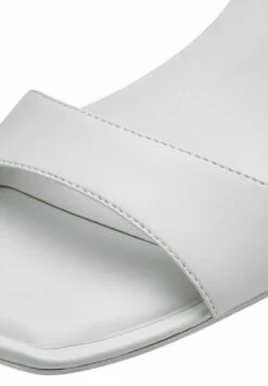 Tamaris Sandales - White 12 Tamaris Sandales - White -Tamaris Soldes Magasin cbffccb690134a4c81d2764c1c485bda