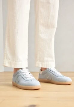 Tamaris Baskets Basses - Offwhite -Tamaris Soldes Magasin cc330c674a184515844de7d454418eeb