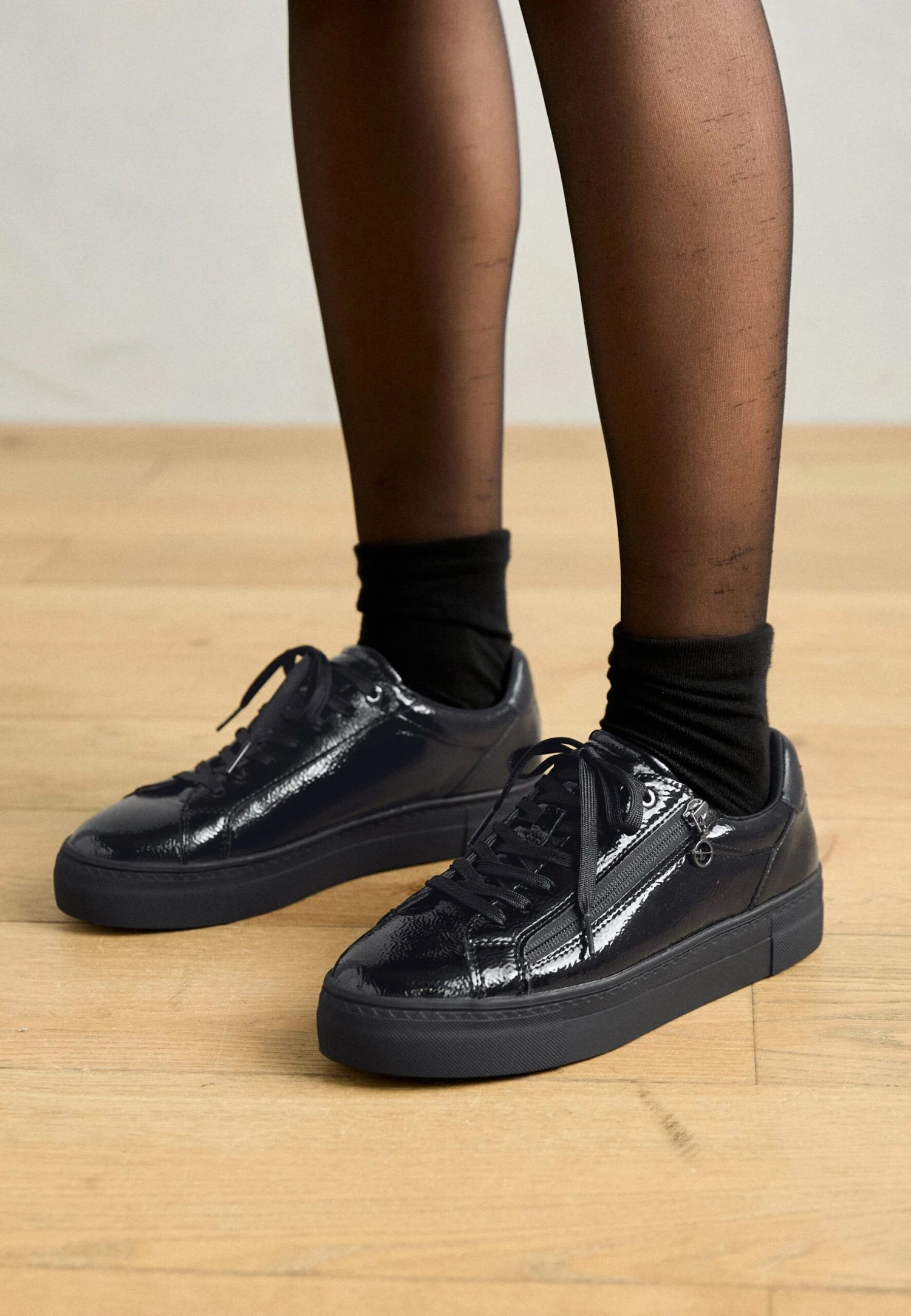 Tamaris Baskets Basses - Pewter Comb 16 Tamaris Baskets Basses - Pewter Comb – Image 14