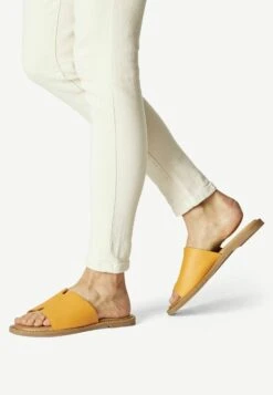 Tamaris Mules - Orange