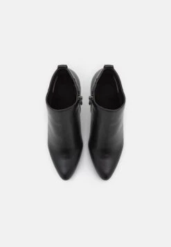 Tamaris Bottines À Talons Hauts - Black 13 Tamaris Bottines À Talons Hauts - Black -Tamaris Soldes Magasin dffbe491e92a4737a5f16d66d5414193