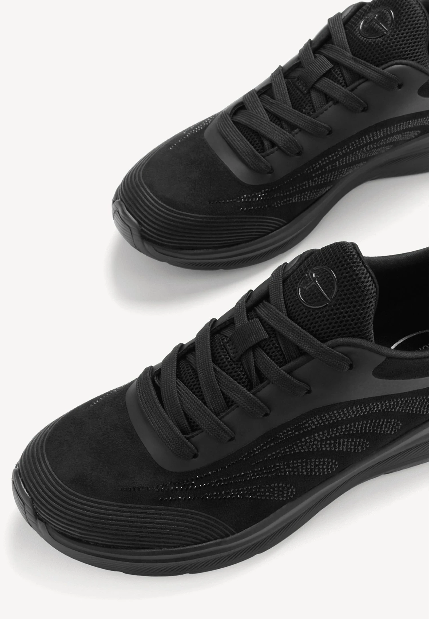 Tamaris SUPER LEICHTE SNEAKER MIT HERAUSNEHMBAREN FUSSBETT - Baskets Basses - Black Glitter 9 Tamaris SUPER LEICHTE SNEAKER MIT HERAUSNEHMBAREN FUSSBETT - Baskets Basses - Black Glitter – Image 7