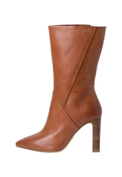 Tamaris Bottines À Talons Hauts - Cognac 10 Tamaris Bottines À Talons Hauts - Cognac -Tamaris Soldes Magasin f0e6c35679c848c2a8062d5b82ff7a80