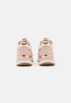 Tamaris Baskets Basses - Rose 11 Tamaris Baskets Basses - Rose -Tamaris Soldes Magasin f2a9265d4a694c4e96305fa2e891a165