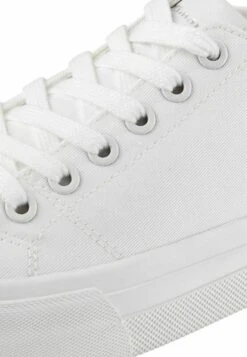 Tamaris Baskets Basses - White Uni 13 Tamaris Baskets Basses - White Uni -Tamaris Soldes Magasin f779cbe53d2e41bd9eb98acfea95e76a