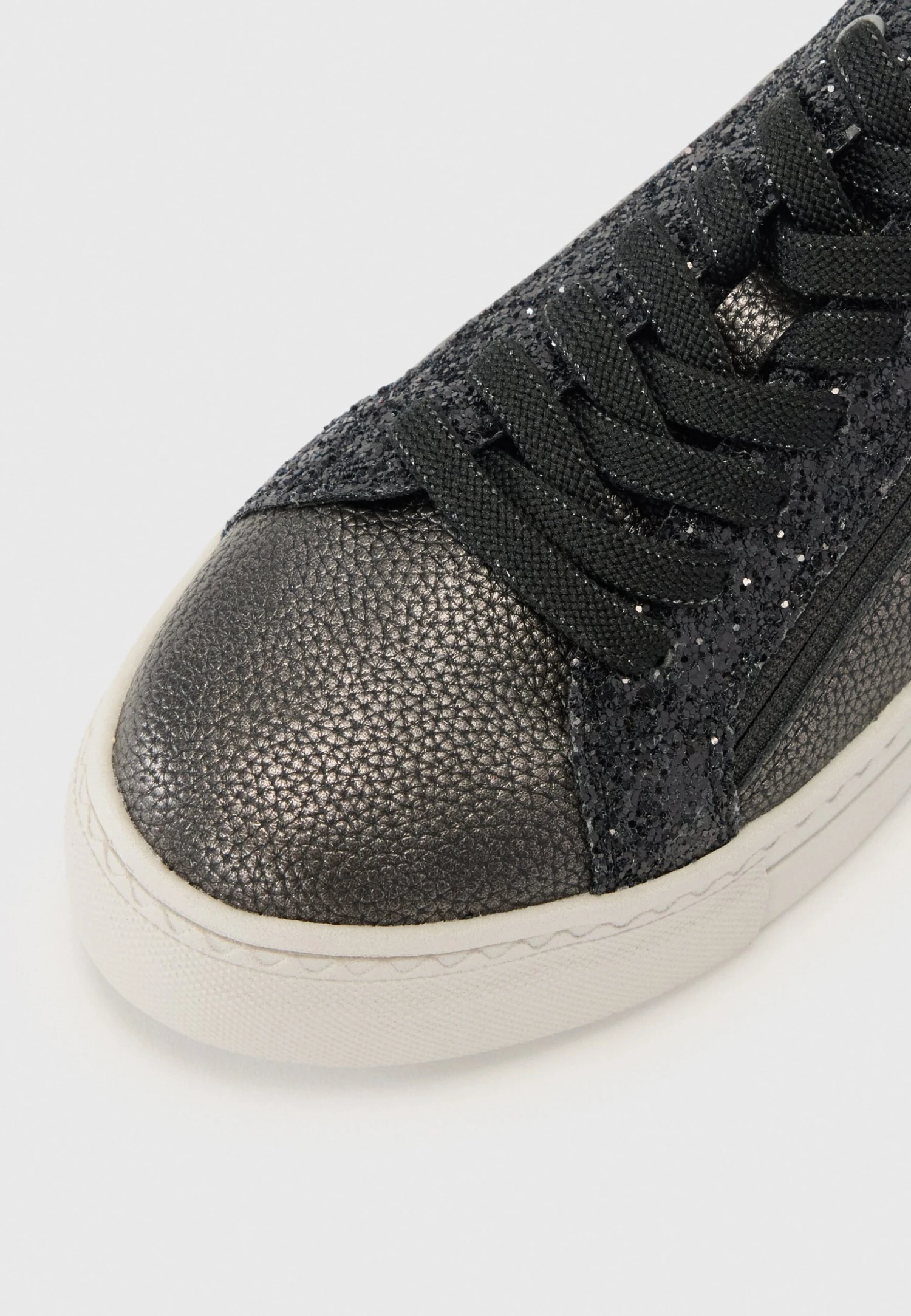 Tamaris Baskets Basses - Pewter Comb 8 Tamaris Baskets Basses - Pewter Comb – Image 6